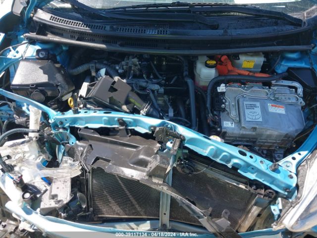 JTDKDTB38G1140033 Toyota Prius C One