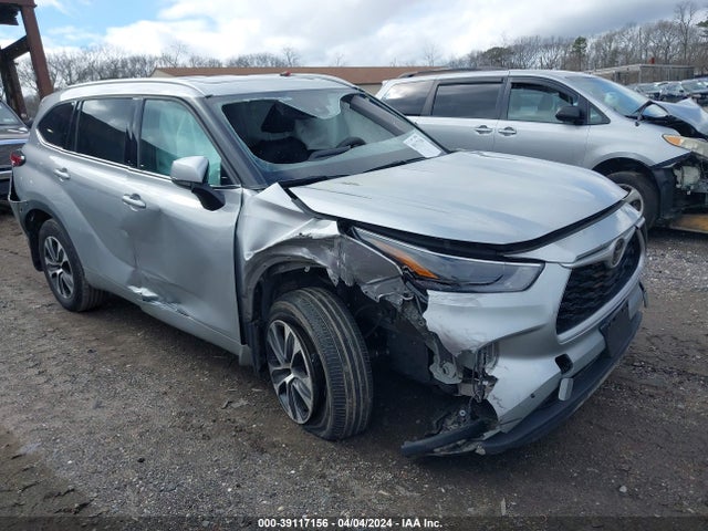 Toyota Highlander Xle 2022 5TDGZRBH2NS563714 zdjęcie główne