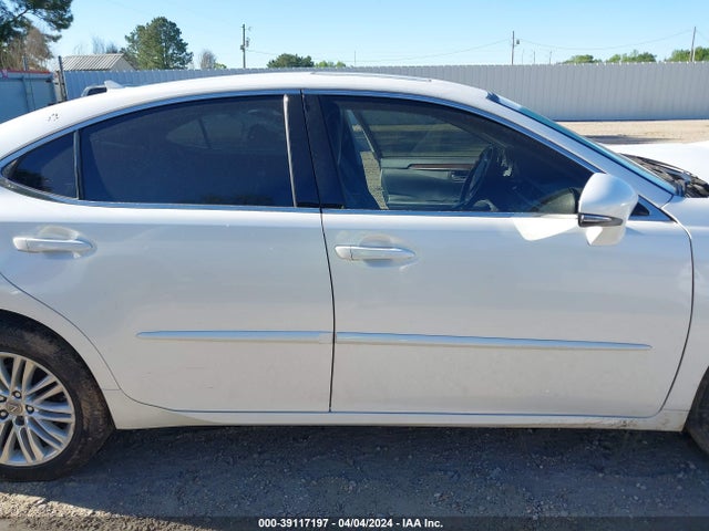 Lexus ES 350 2014 JTHBK1GG0E2138918 Image 14
