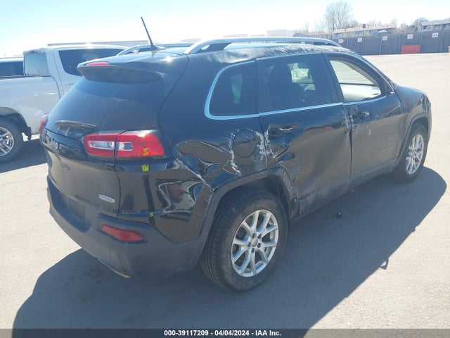 1C4PJMLX8JD578661 Jeep Cherokee Latitude Plus 4x4