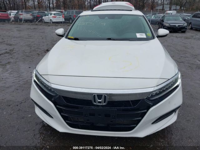 1HGCV2F96KA028660 Honda Accord Touring 2.0t