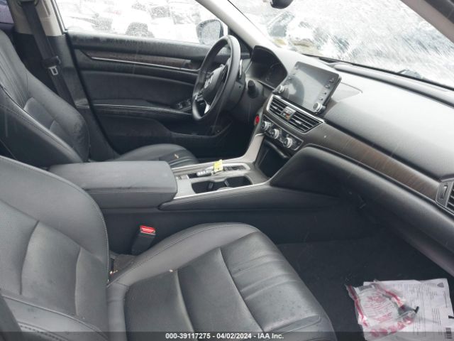 1HGCV2F96KA028660 Honda Accord Touring 2.0t