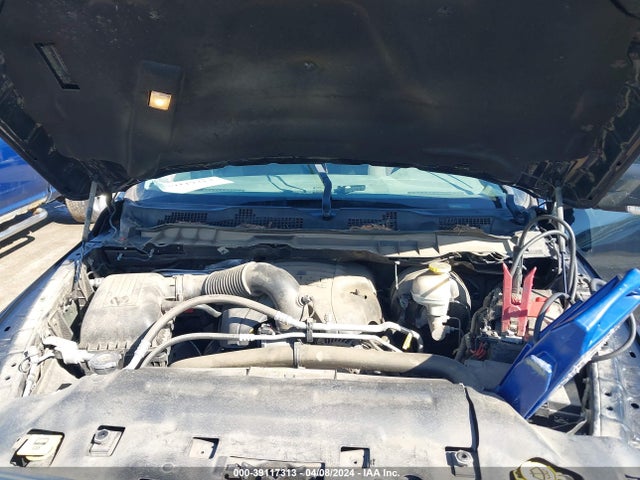 1C6RR7TTXHS822629 RAM 1500 Big Horn  4x4 6'4 Box