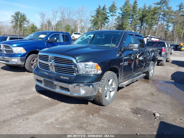 1C6RR7TTXHS822629 RAM 1500 Big Horn  4x4 6'4 Box