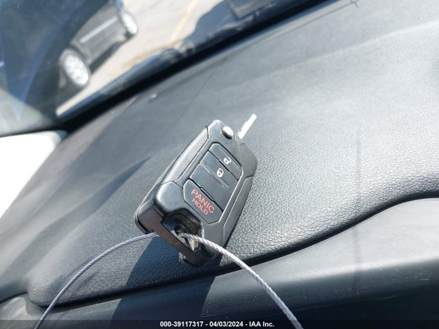 ZACCJABW6GPC86992 Jeep Renegade 75th Anniversary