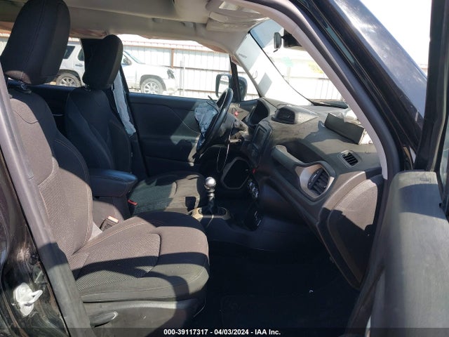 ZACCJABW6GPC86992 Jeep Renegade 75th Anniversary