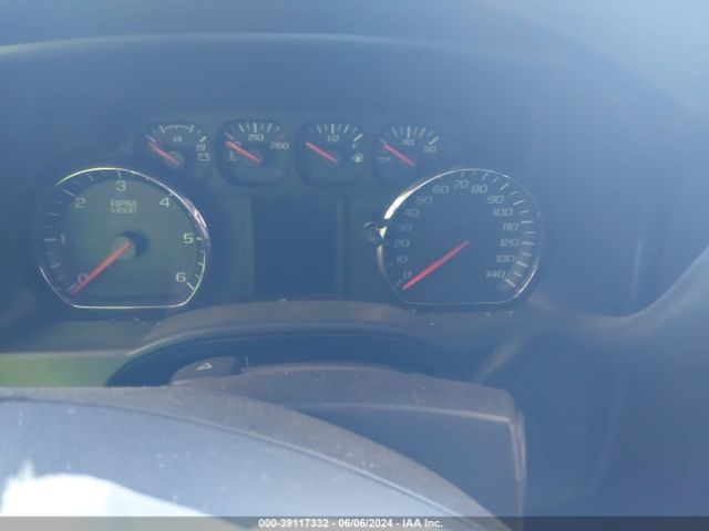 1GCNCNEH2JZ132828 Chevrolet Silverado 1500 Ls