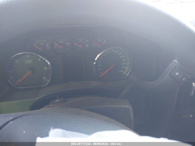 1GCNCNEH2JZ132828 Chevrolet Silverado 1500 Ls