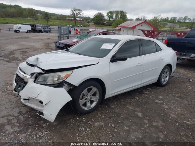 Chevrolet MALIBU LS 2015 1G11B5SL6FF152673 Image 2