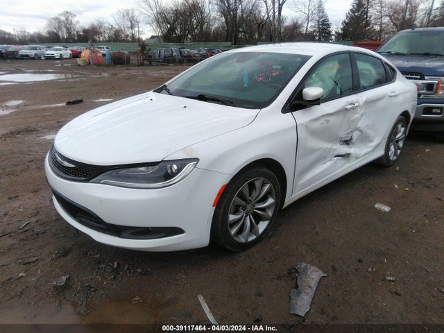 Chrysler 200 S 2015 1C3CCCBB7FN737040 Image 2