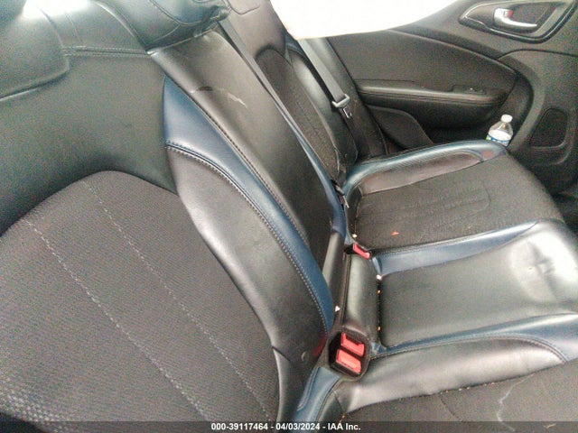 Chrysler 200 S 2015 1C3CCCBB7FN737040 Image 8