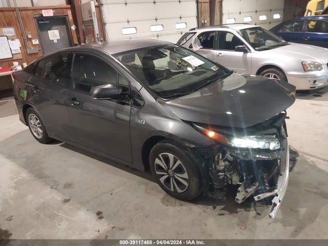2018 JTDKARFP2J3082120 main image