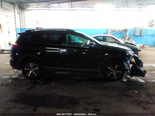 Toyota Rav4 Xle 2017 2T3WFREV5HW349325 Image 13