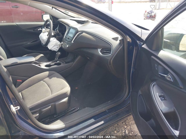 Chevrolet Malibu 1fl 2017 1G1ZC5ST4HF262270 Image 5