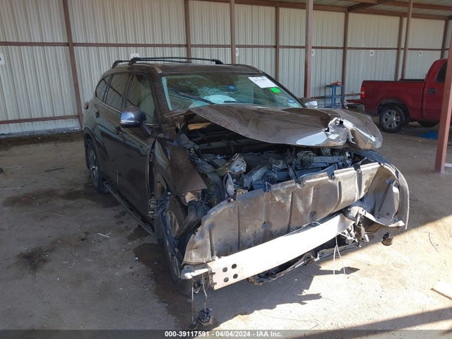 Toyota Highlander Xle 2021 5TDGZRAH6MS514838 главное изображение