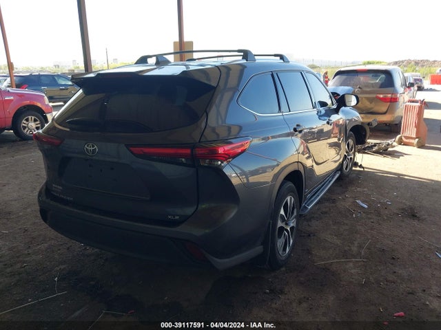 Toyota Highlander Xle 2021 5TDGZRAH6MS514838 Image 4