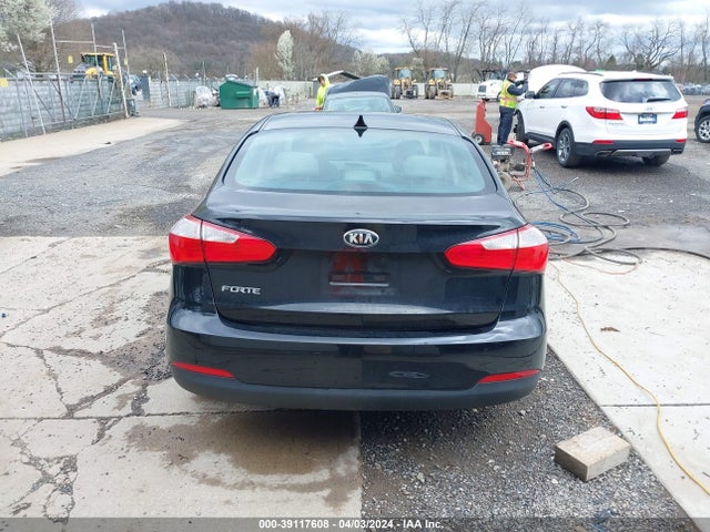 KIA FORTE LX 2016 KNAFK4A66G5559772 Image 17