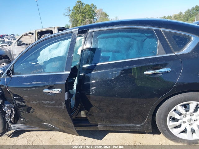 Nissan Altima 2.5 S 2018 1N4AL3AP9JC180397 Image 14