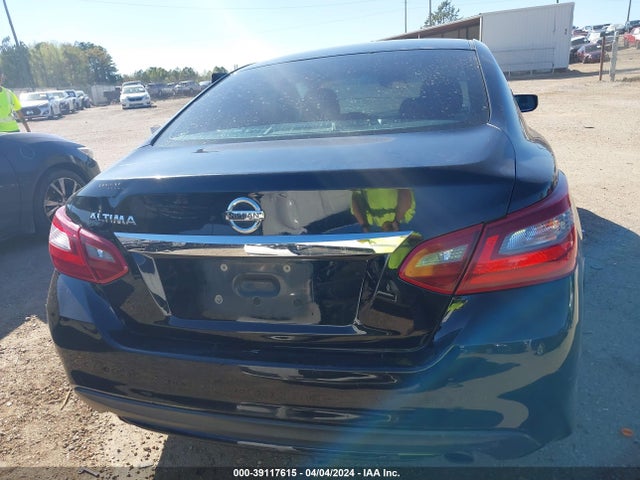 Nissan Altima 2.5 S 2018 1N4AL3AP9JC180397 Image 16