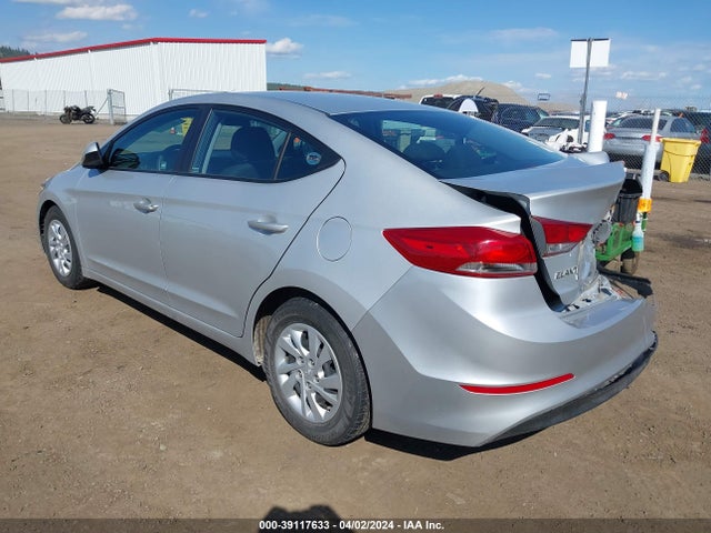 Hyundai ELANTRA SE 2018 5NPD74LF3JH283129 Image 3