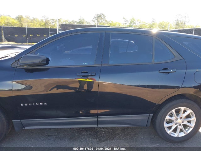 Chevrolet EQUINOX LS 2018 2GNAXHEV0J6172371 Image 14
