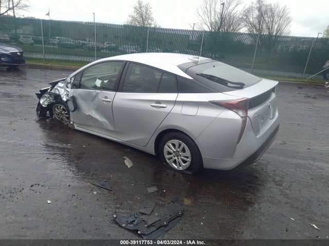 Toyota Prius Two 2016 JTDKBRFU6G3019615 Image 3