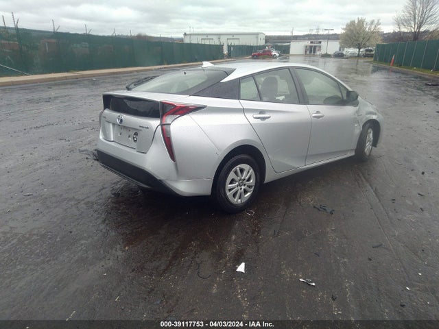 Toyota Prius Two 2016 JTDKBRFU6G3019615 Image 4