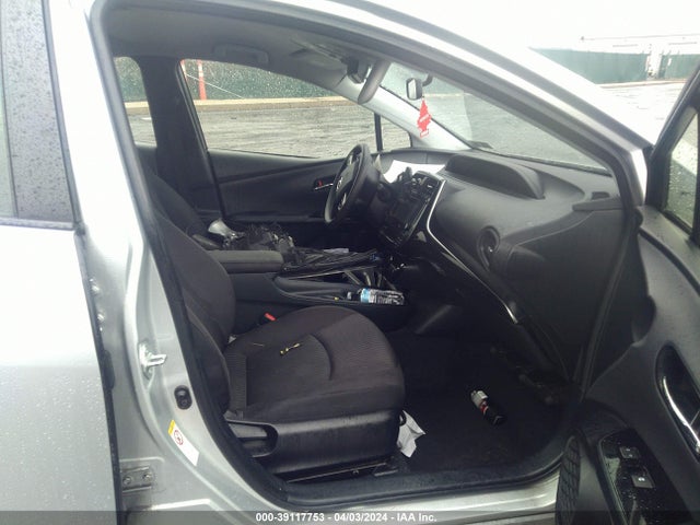 Toyota Prius Two 2016 JTDKBRFU6G3019615 Image 5