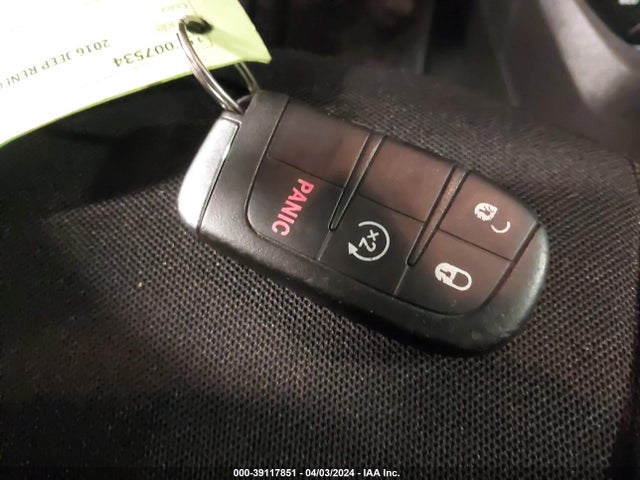ZACCJBBT1GPD52893 Jeep Renegade 75th Anniversary