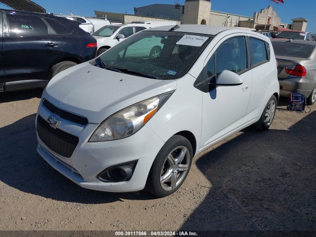 Chevrolet Spark 1lt Auto 2014 KL8CD6S92EC537256 Image 2