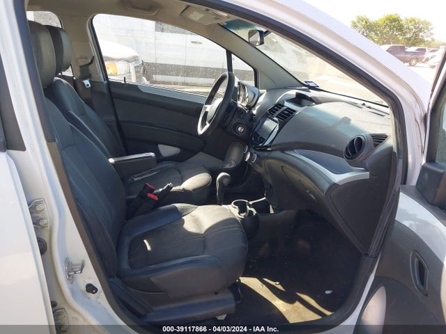 Chevrolet Spark 1lt Auto 2014 KL8CD6S92EC537256 Image 5