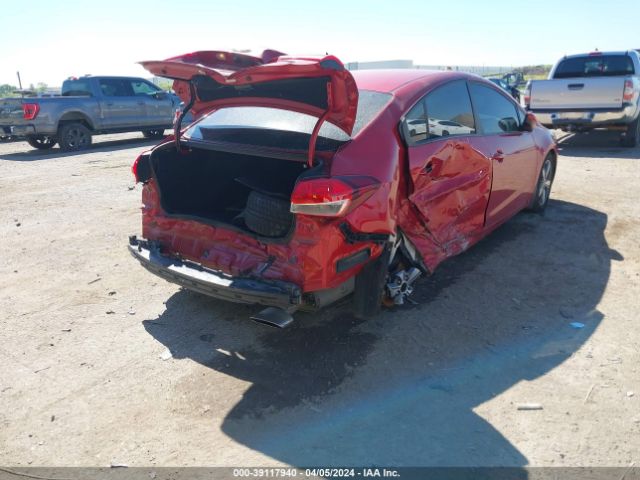 3KPFL4A72JE174486 KIA FORTE S
