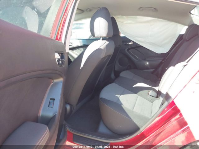 3KPFL4A72JE174486 KIA FORTE S