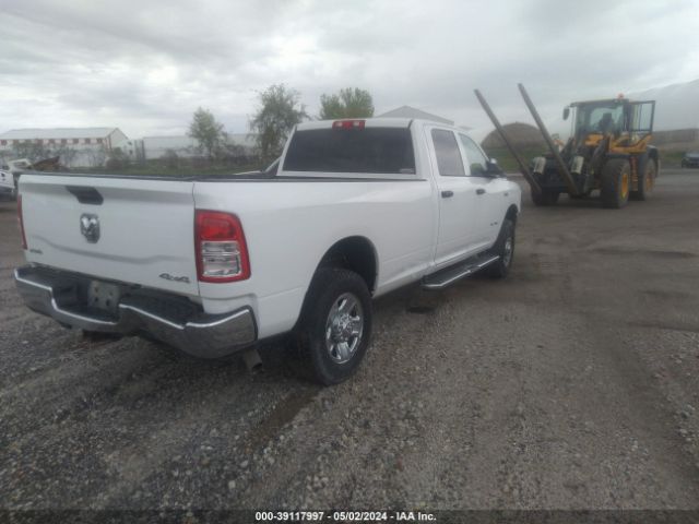 3C6UR5HJXMG533662 RAM 2500 Tradesman  4x4 8' Box