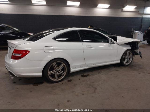 WDDGJ8JB3FG360136 Mercedes-Benz C 350 Sport 4matic