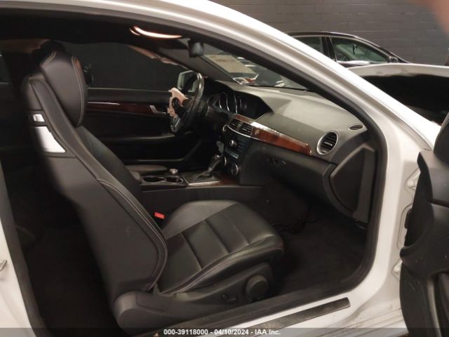 WDDGJ8JB3FG360136 Mercedes-Benz C 350 Sport 4matic