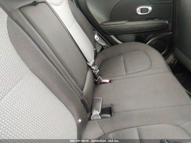 KIA SOUL + 2018 KNDJP3A58J7517230 Image 8