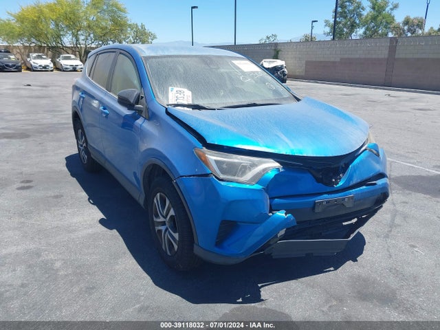 Toyota RAV4 LE 2018 JTMZFREV5JJ183373 main image