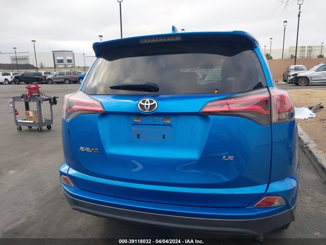 Toyota RAV4 LE 2018 JTMZFREV5JJ183373 Image 17