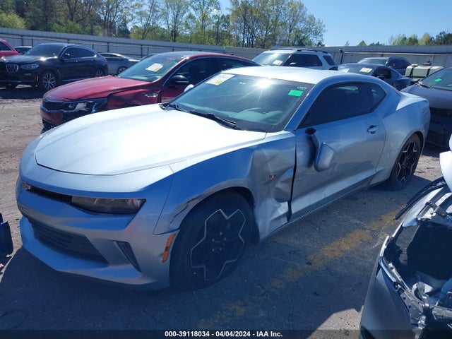 Chevrolet Camaro 1lt 2017 1G1FB1RX7H0170743 Image 2