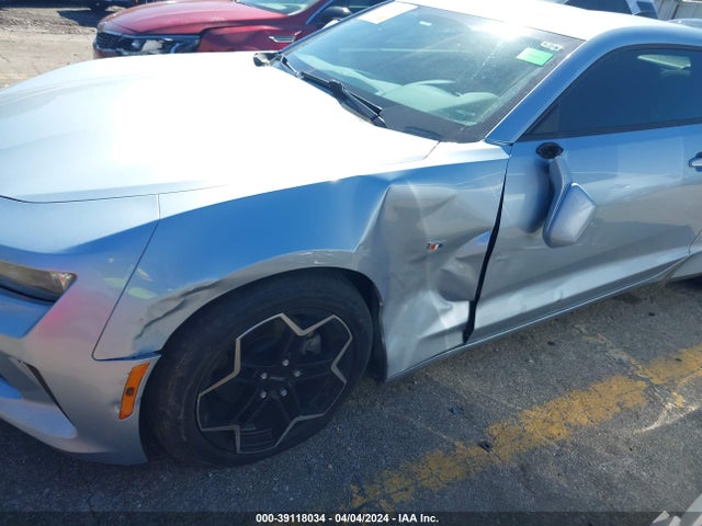 Chevrolet Camaro 1lt 2017 1G1FB1RX7H0170743 Image 6