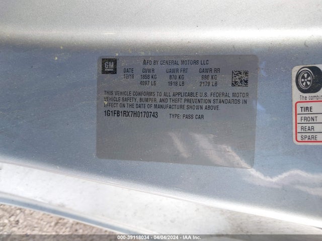Chevrolet Camaro 1lt 2017 1G1FB1RX7H0170743 Image 9