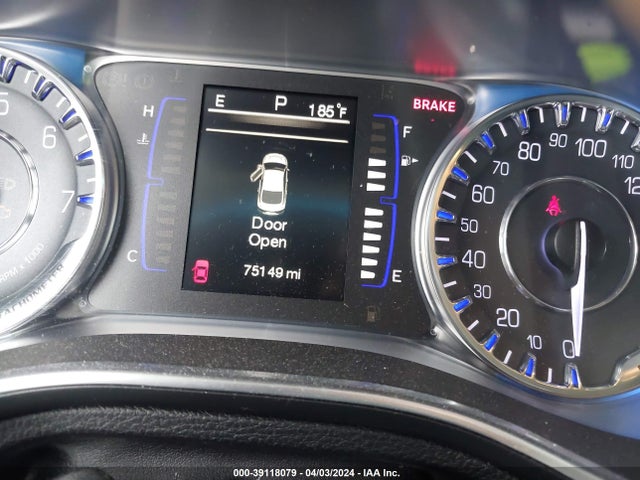 Chrysler 200 Limited 2015 1C3CCCAB4FN712923 Image 16