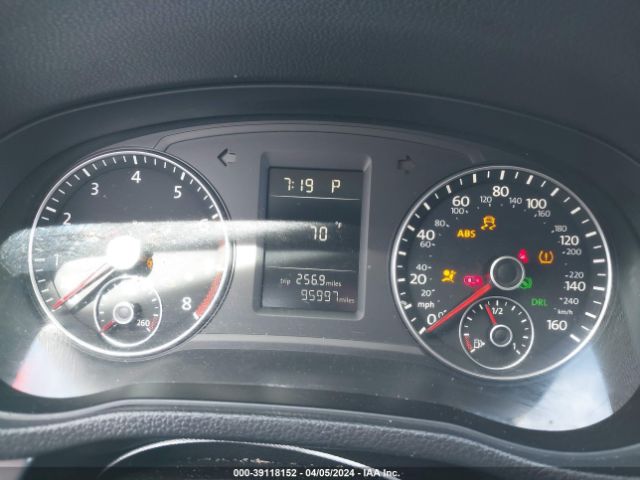 1VWAT7A35FC012551 Volkswagen Passat 1.8t Wolfsburg Edition