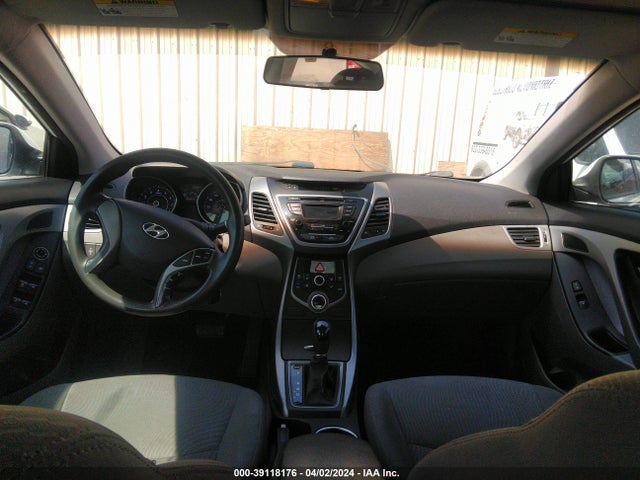 Hyundai ELANTRA SE 2015 5NPDH4AE8FH584820 Image 17