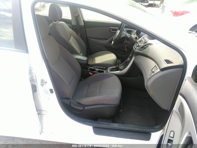 Hyundai ELANTRA SE 2015 5NPDH4AE8FH584820 Image 5