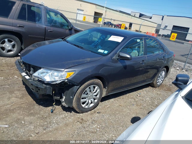 Toyota CAMRY LE 2014 4T4BF1FK2ER400553 Image 2