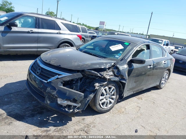 Nissan Altima 2.5 S 2015 1N4AL3AP7FN334536 Image 2
