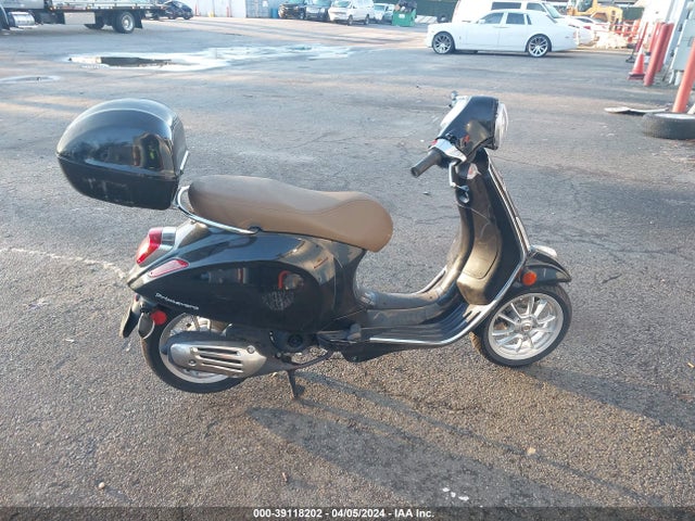 2020 Vespa Primavera50 4vie მანქანა იყიდება აუქციონზე, vin: ZAPCAV6B8L5100076, აუქციონის ნომერი: 39118202