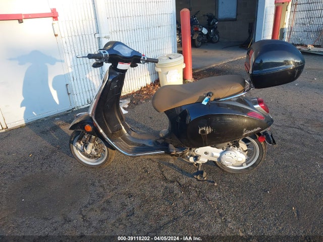 2020 Vespa Primavera50 4vie მანქანა იყიდება აუქციონზე, vin: ZAPCAV6B8L5100076, აუქციონის ნომერი: 39118202